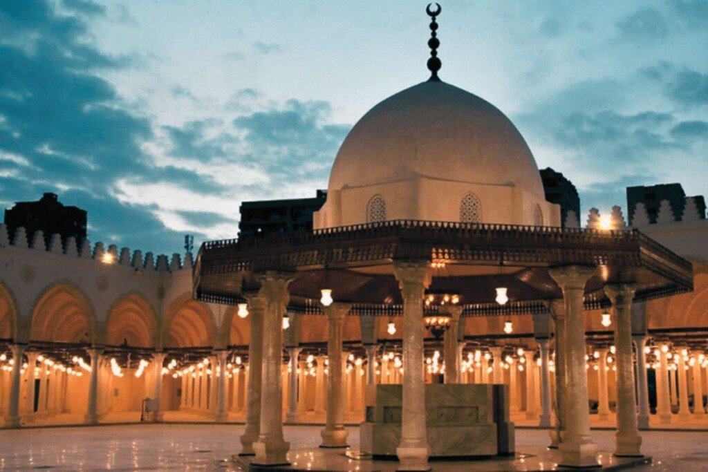 Amr Ibn Al-Aas Mosque